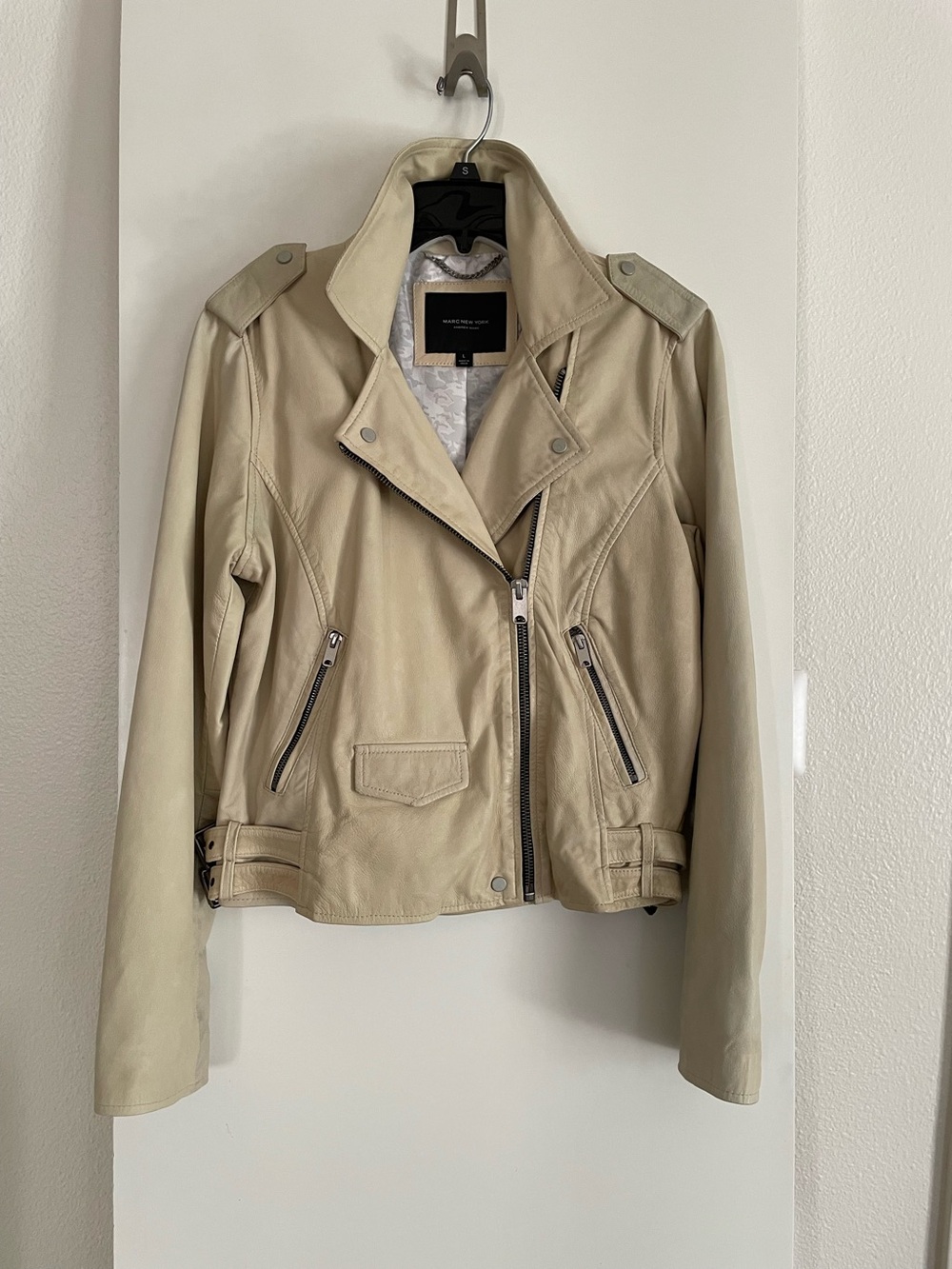 Marc New York Genuine Leather Biker/Moto Cropped Jacket Coat Creamy Beige